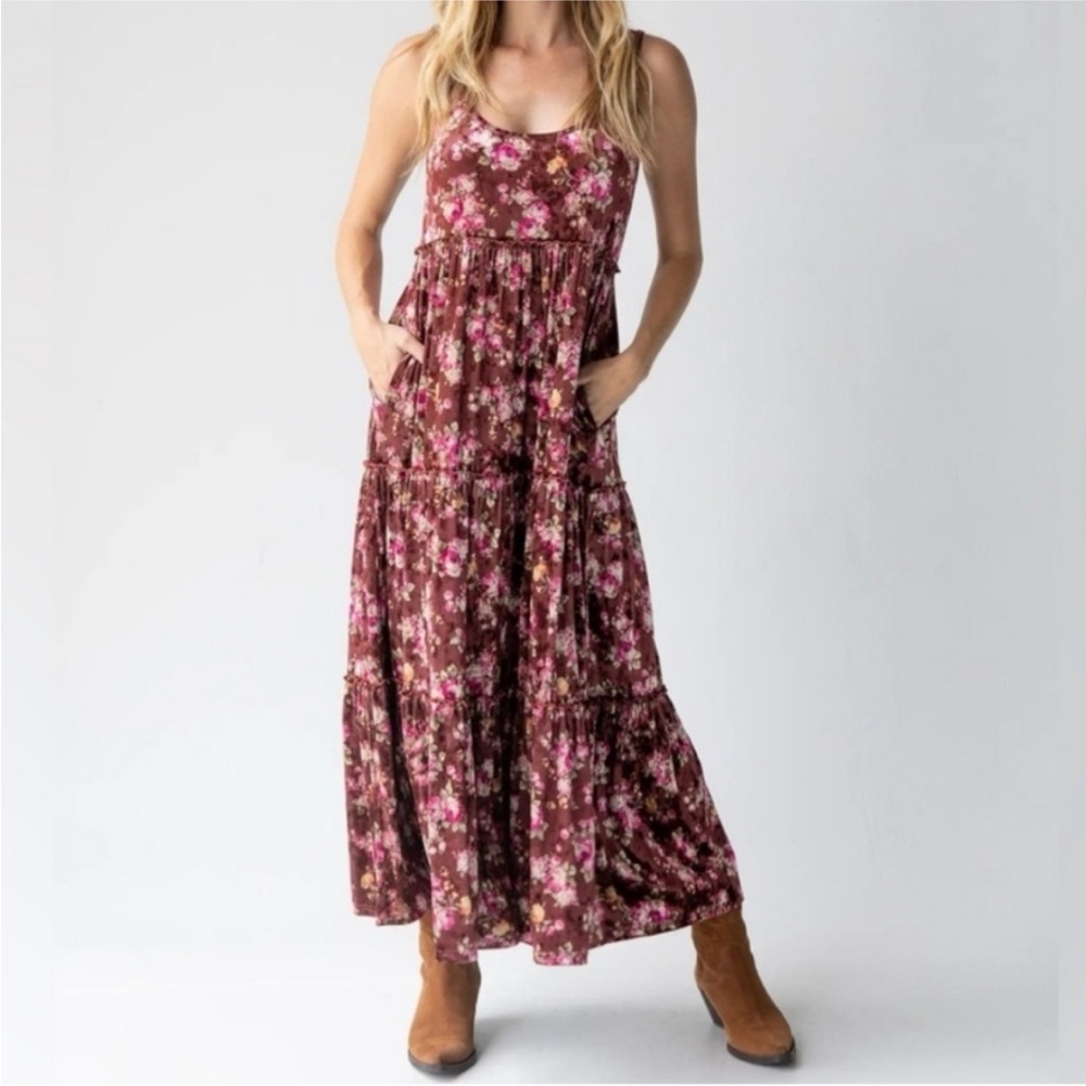 Natural Life Karlie floral velvet tiered maxi dress - Picture 9 of 9